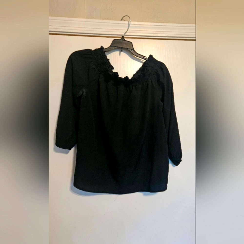 Women's Black Top